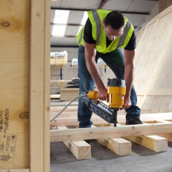 Bostitch BRT130-E voor stripnagels 21°