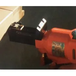 Nikema M38-extractor voor krammen type SK Nikema M38-extractor voor krammen type SK